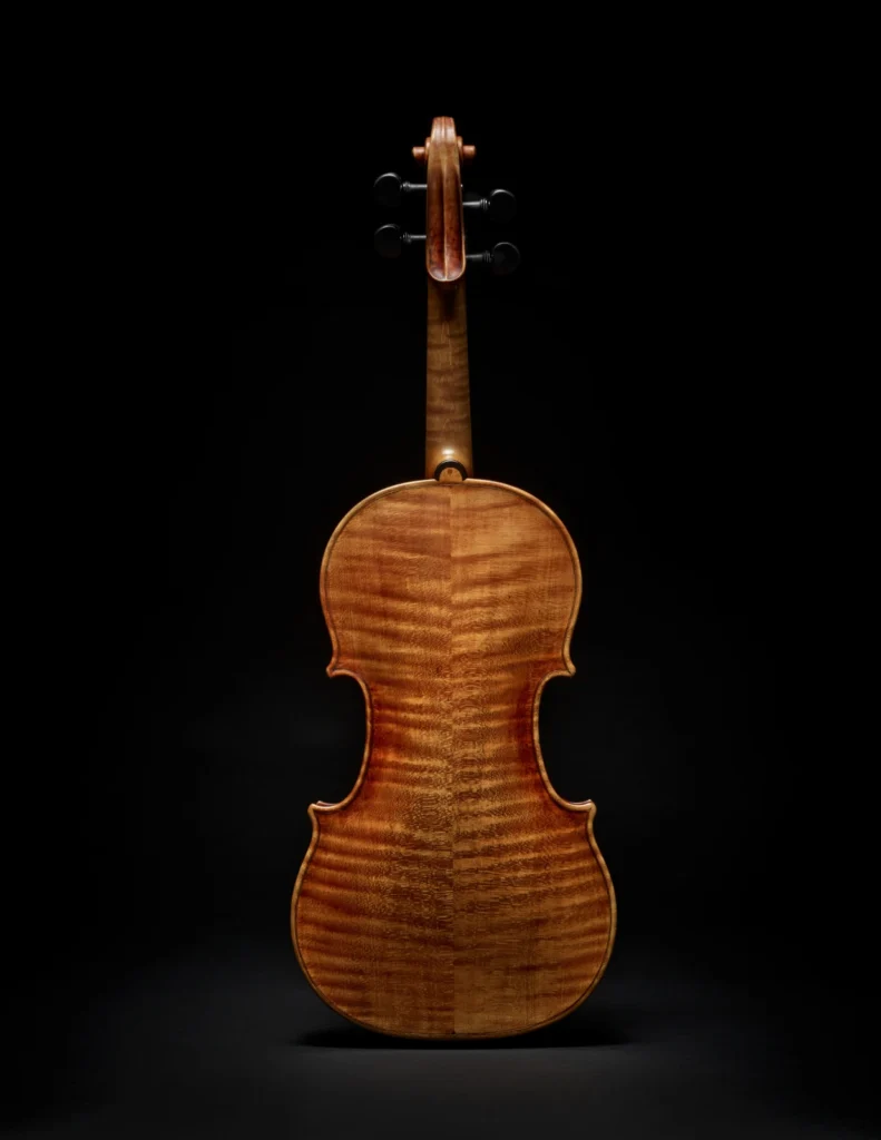 Three centuries old, the Joachim-Ma Stradivarius can fetch $18 million! 2 Joachim-Ma Stradivarius violin for auction