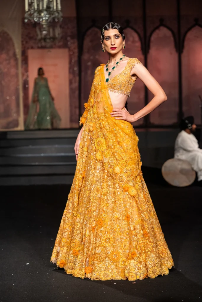 Tarun Tahiliani bridal lehenga