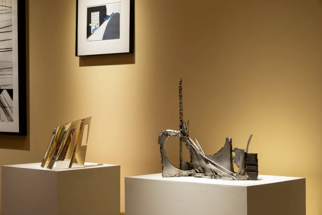 Resonant Histories: India and the Arab World Engage in Dialogue Through Art 3 Resonant Histories India & The Arab World Mumbai