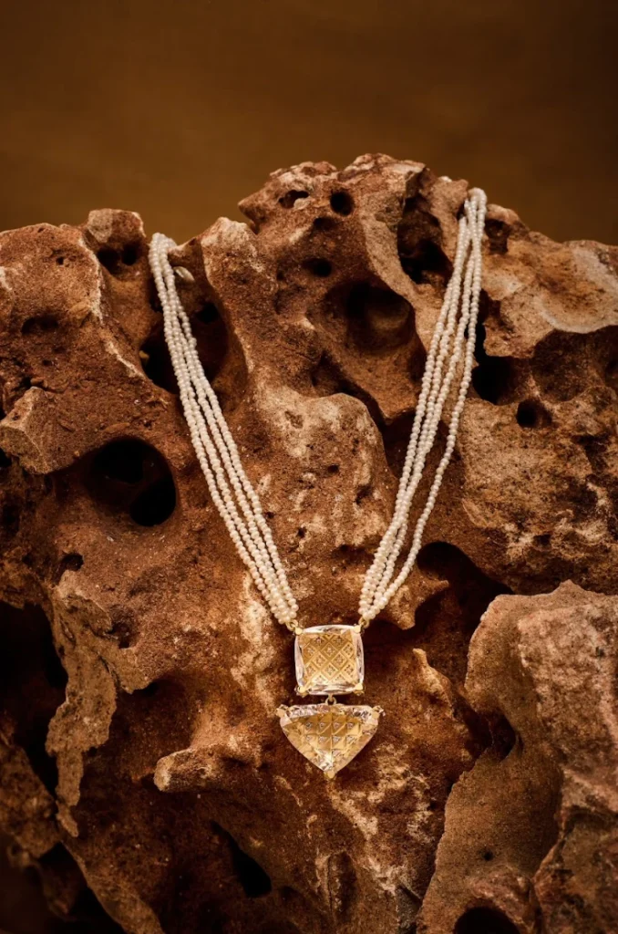 Indian brand Ashth Prive encases 9 centuries of stepwell geometry inside its rarest diamond collection yet 1 Ashth Udaya Collection