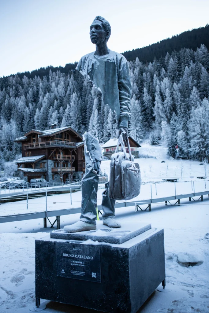 Part of the 17th edition of L'Art au Sommet, monumental bronzes descend on Courchevel 4 Courchevel Bronze Art