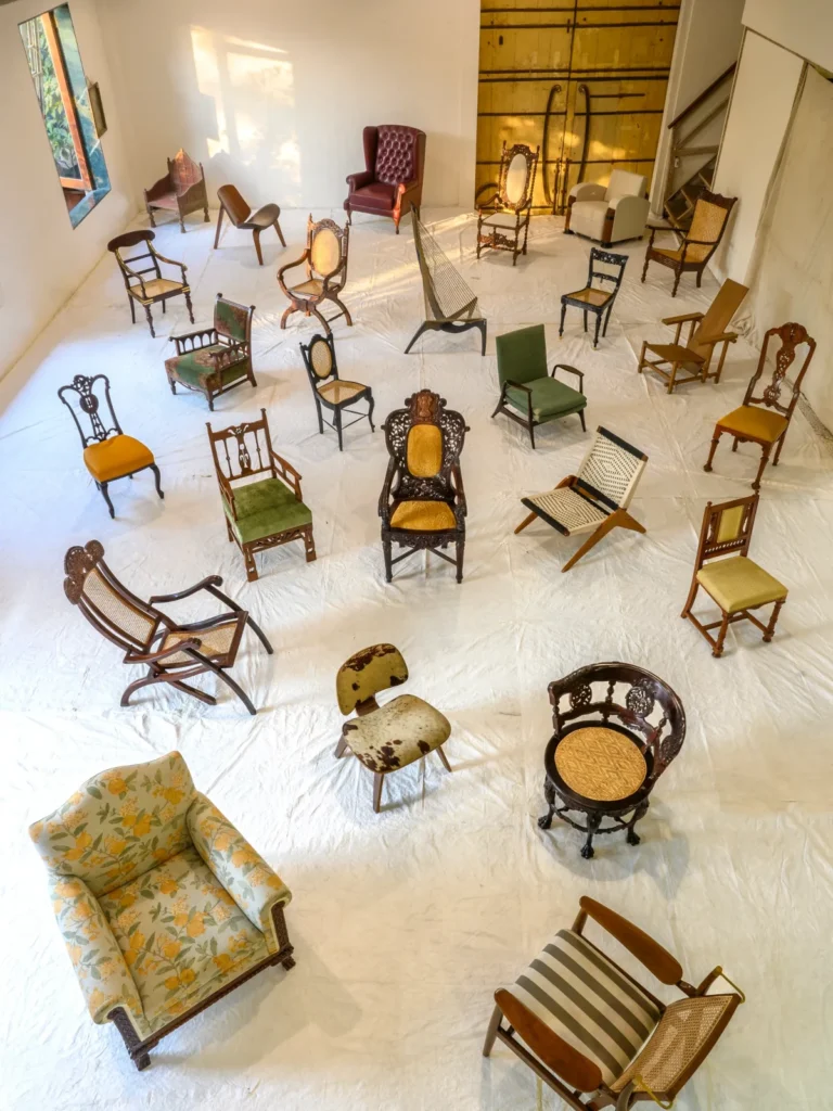 Mahendra Doshi History of India Through Chairs