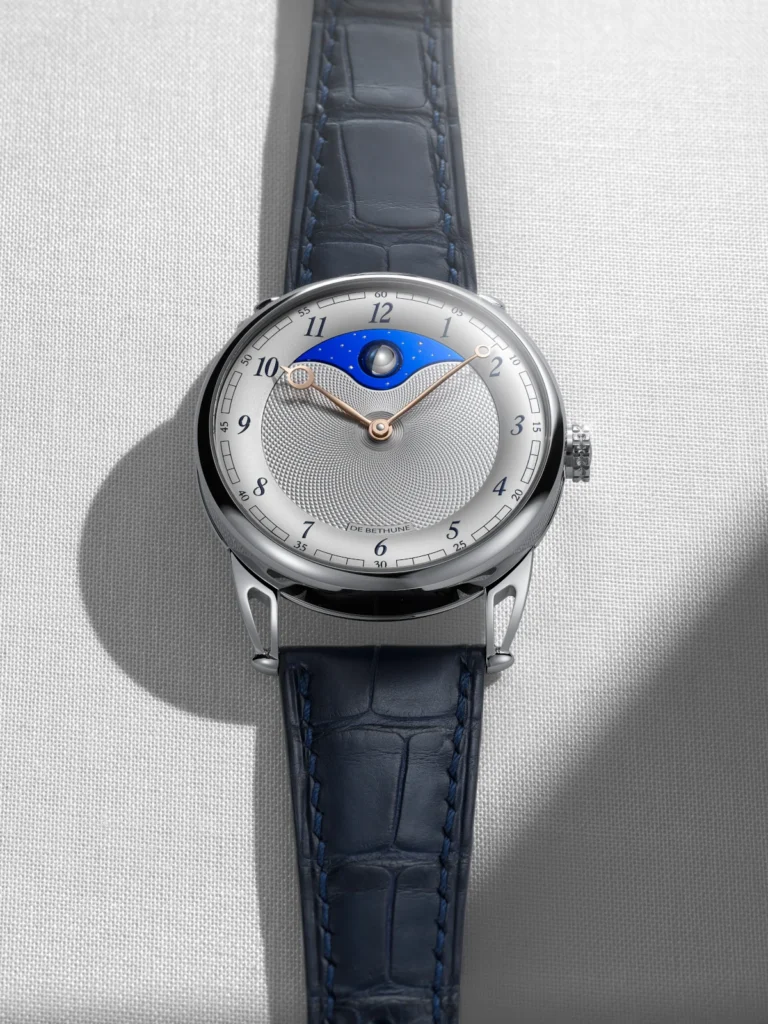 De Bethune releases three new watches across classical design, material research & chronograph mechanics 1 DB25Vxs Silver Moon AMB