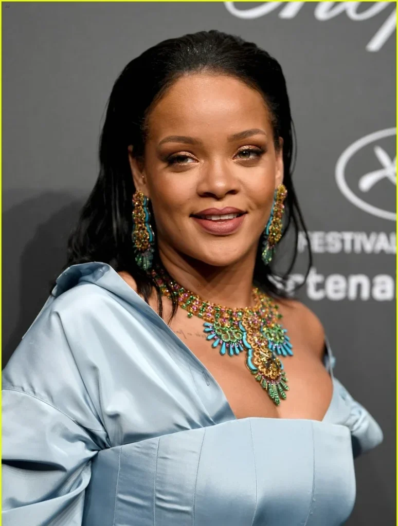 Rihanna’s co-designed jewelry with Chopard is up for auction at Sotheby's Geneva, along with a six-carat blue diamond from the Cullinan Mine 1 Rihanna Chopard jewelry