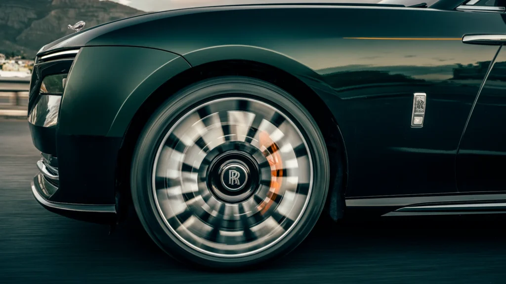 Rolls-Royce advances the Spectre with extended range & a bespoke programme that rivals Phantom’s 3 Rolls-Royce Spectre Series II