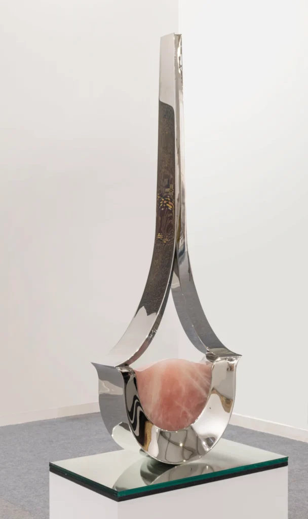 Brutalist, Reflective, Raw: The Rise of Stainless Steel in Home Design 2 Tarik Currimbhoy Pink Dancer Stainless Steel Pink Crystal Rock