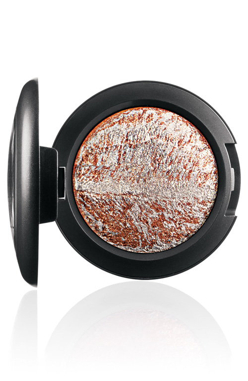 MAC Winter Pursuit eye shadow