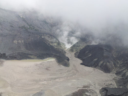 Mt Perahu