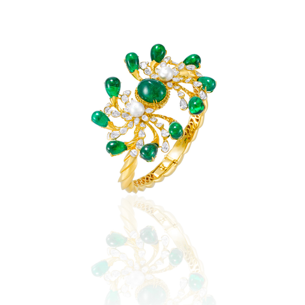 Anna Hu Emerald Bangle
