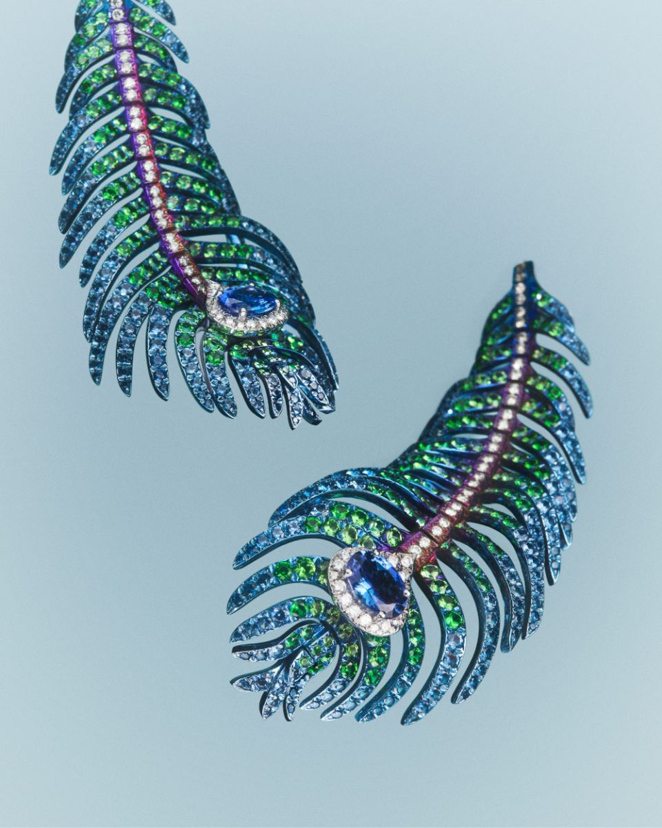 Boucheron's Fall collection conveys a novel tale of artistry and empowerment 2 Boucheron Plume de Paon jewelry collection