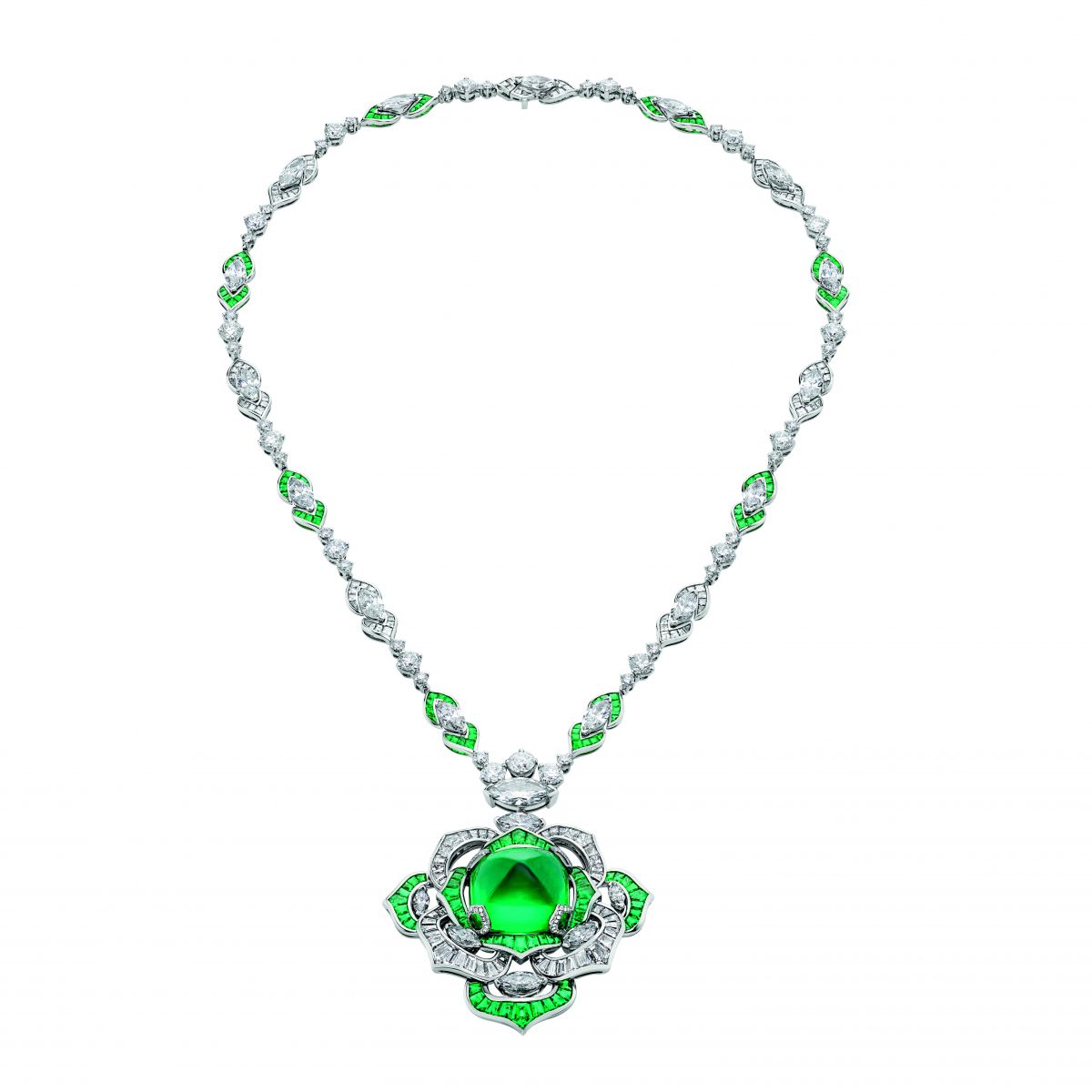 Bvlgari emerald necklace