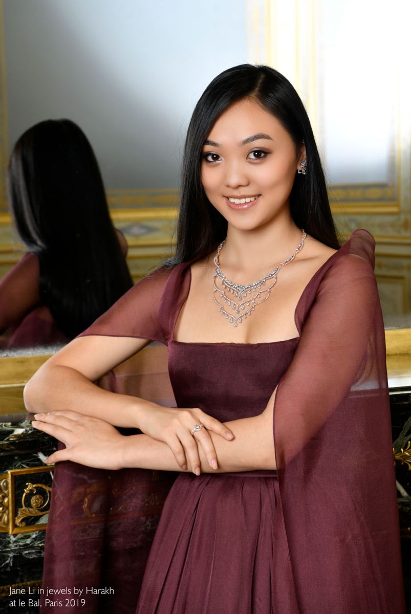 HARAKH - Translating Joy into Jewelry 3 Jane Li in jewelry by Harakh le bal paris 2019