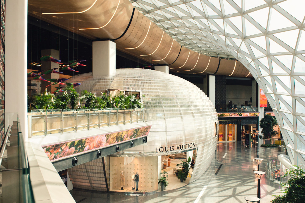 Louis Vuitton explores the culinary realm with its latest gastronomic venture by Yannick Alleno 6 Louis Vuitton Doha Airport Lounge