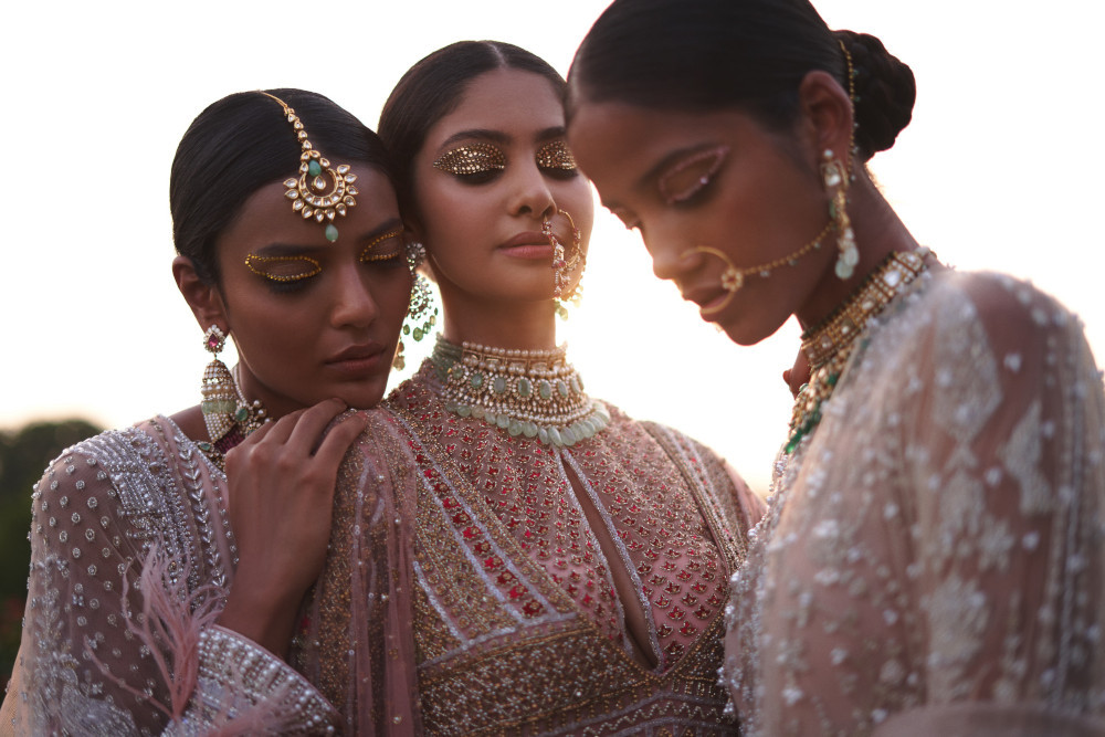 Falguni Shane Peacock Taj Mahal fashion Shoot