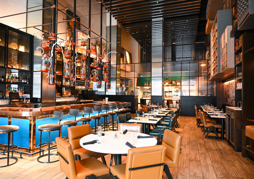 Chicago's The Albert Has the Perfect Formula for Warm Fuzziness 2 The Albert Chicago Hotel EMC2 bar