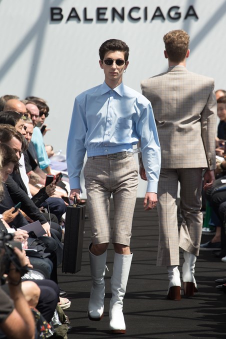 The Constants amid the Unknowns - Spring/Summer 2017 Menswear 21 Balenciaga Spring Summer 2017 Menswear