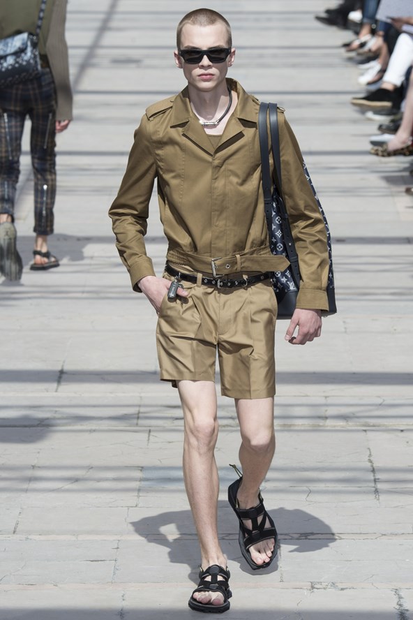 The Constants amid the Unknowns - Spring/Summer 2017 Menswear 32 Louis Vuitton Spring Summer 2017 Menswear